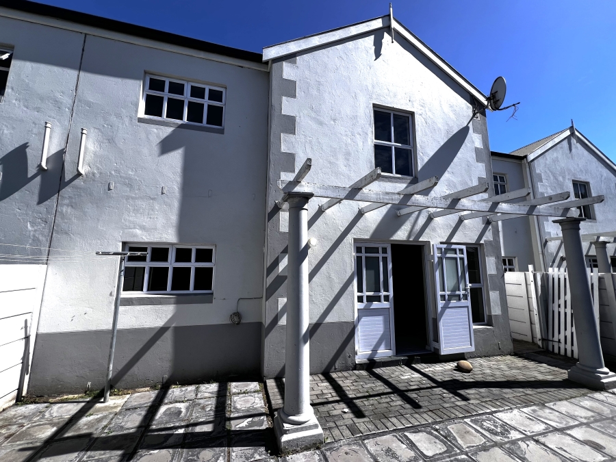 To Let 3 Bedroom Property for Rent in Parklands Western Cape